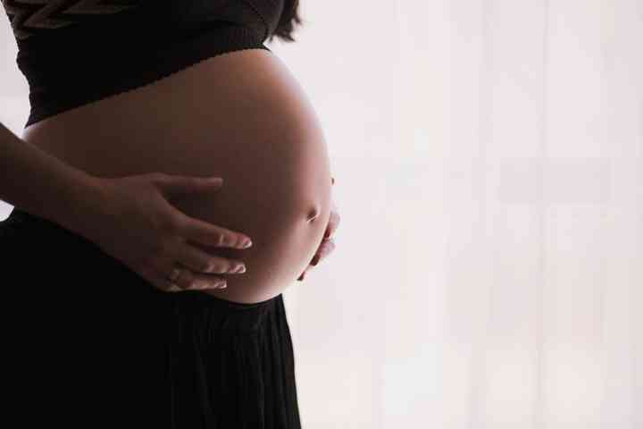 Pregnant women's belly
